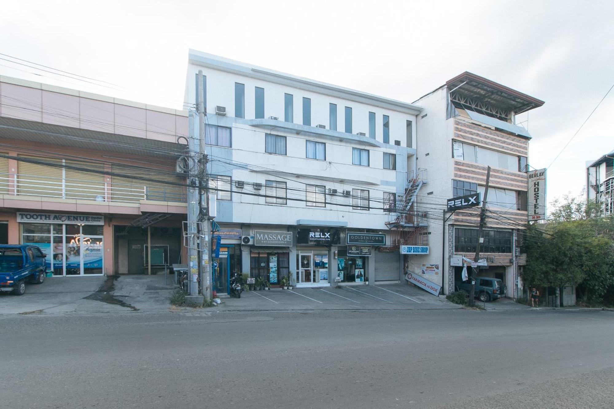 Reddoorz At Goldentown Hotel Davao City Exterior foto